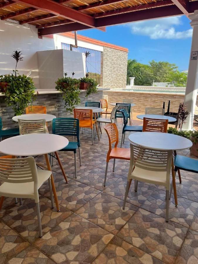 Capital Center Hotel Cancún Buitenkant foto